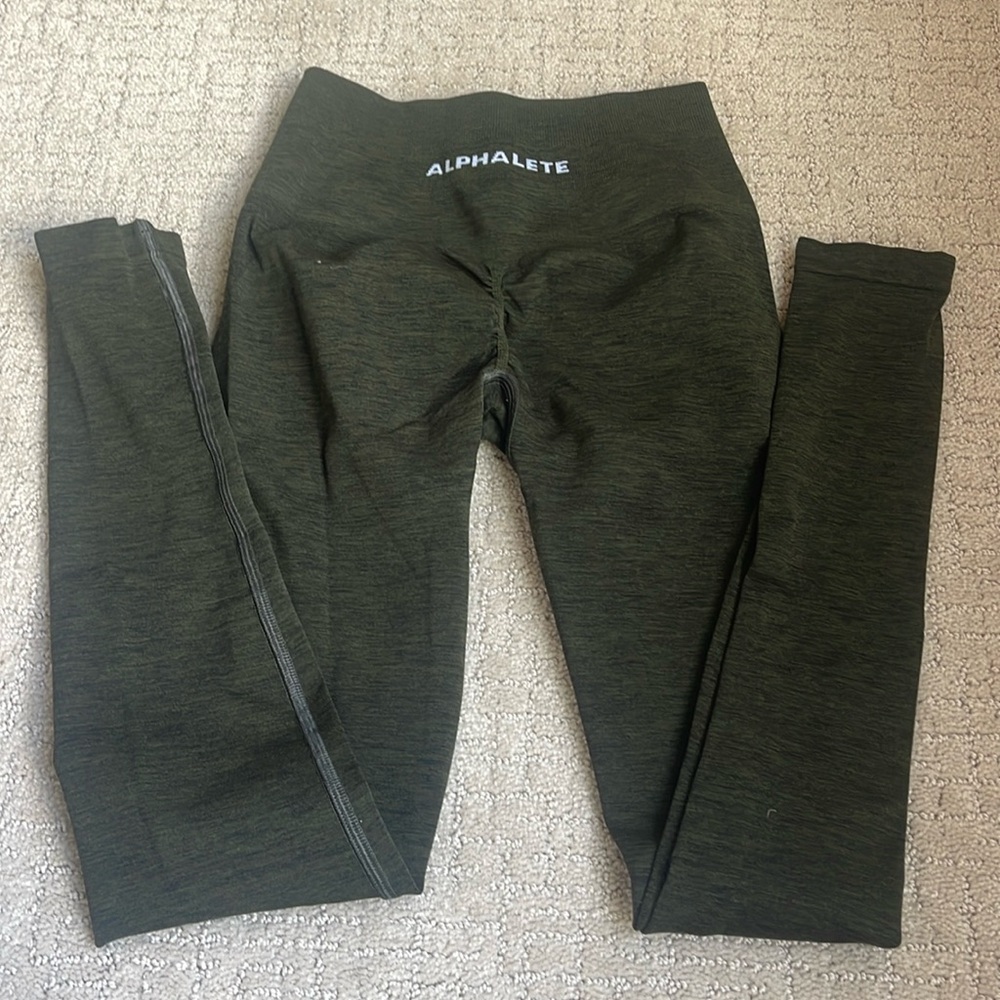 Dark forest green amplify legging